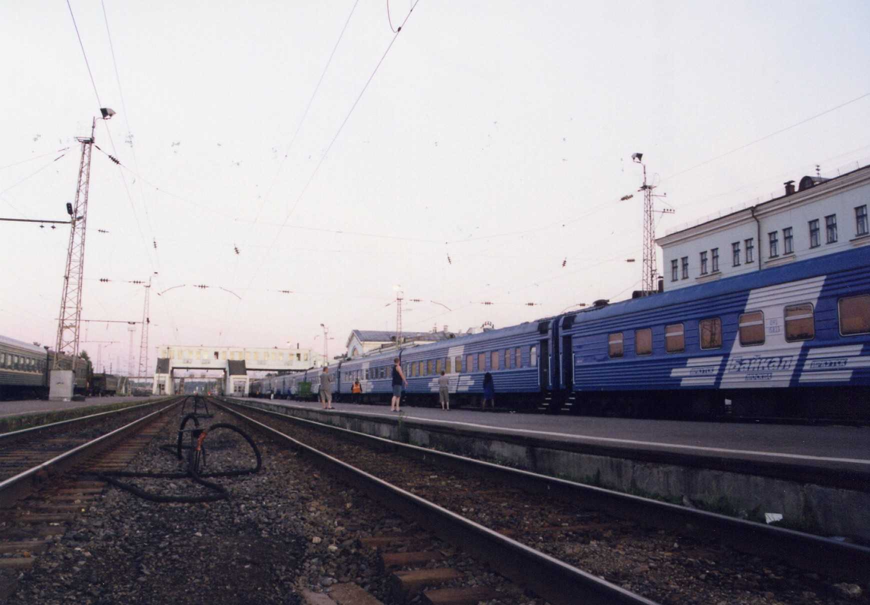 Kirov Station, early in the morning